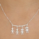 Colar Feminino Amor de Mãe FamilyLove™ com Pingentes de Filhos