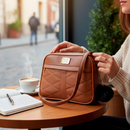 Bolsa Feminina Transversal Elegante com Alça Ajustável