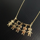 Colar Feminino Amor de Mãe FamilyLove™ com Pingentes de Filhos