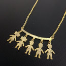 Colar Feminino Amor de Mãe FamilyLove™ com Pingentes de Filhos